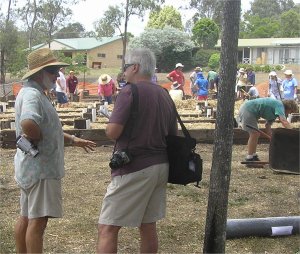 Colin Austin discussing Wicking Beds