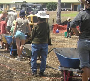Wheelbarrows queue